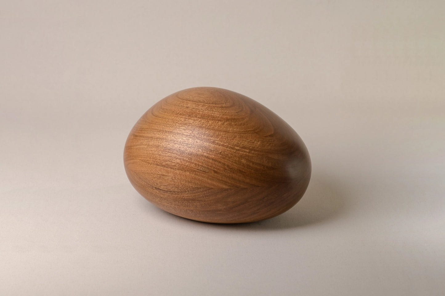 Crabwood Urn | River Stone