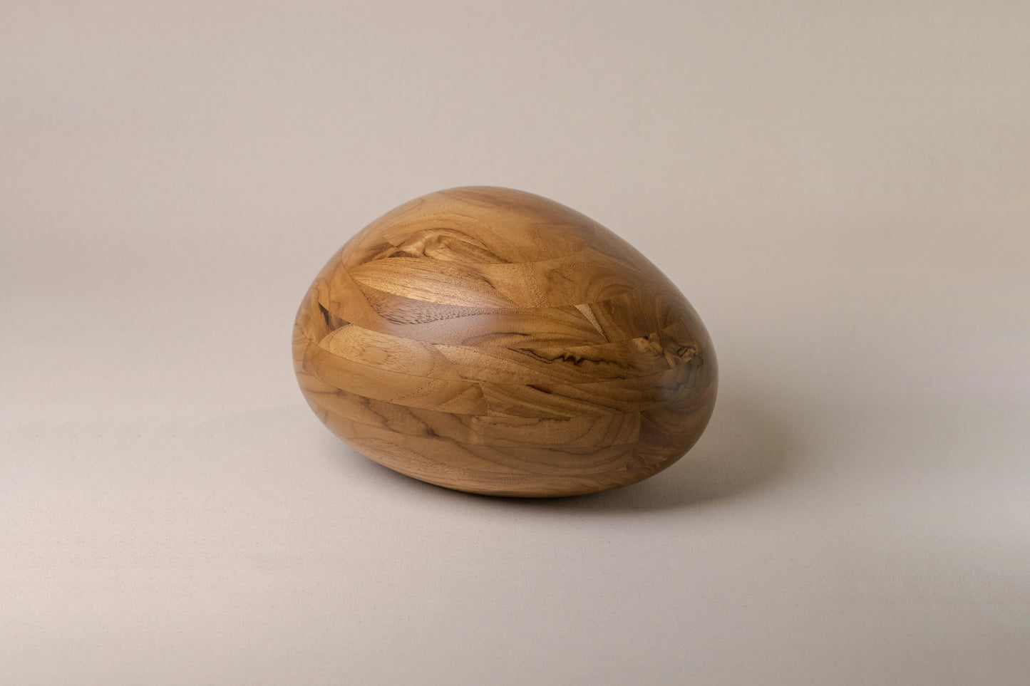 Teak Urn | River Stone
