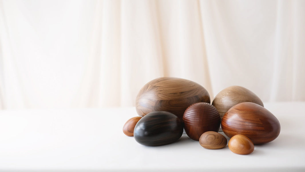 Cremation Urn Guide: Types, Sizes, and Materials